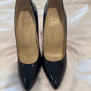 Black Patent Leather Pumps (replicas)
